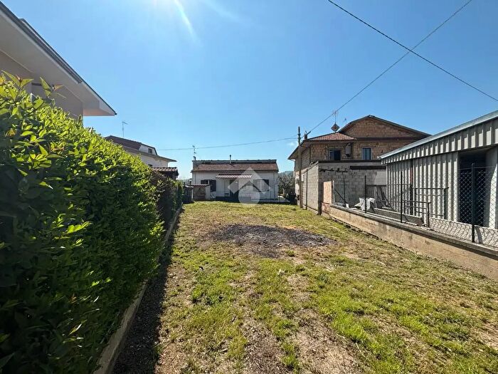 Casa trilocale in vendita in Via Risorgimento, Castellalto