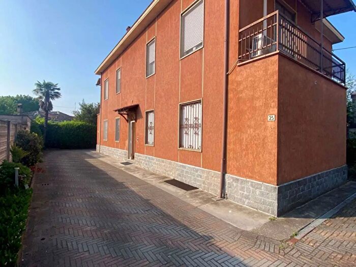 Appartamento bilocale in vendita in Via Vecchia per Gambolò, Vigevano