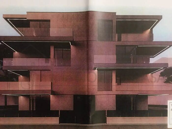 Appartamento trilocale in vendita in Viale Italia, Cervia