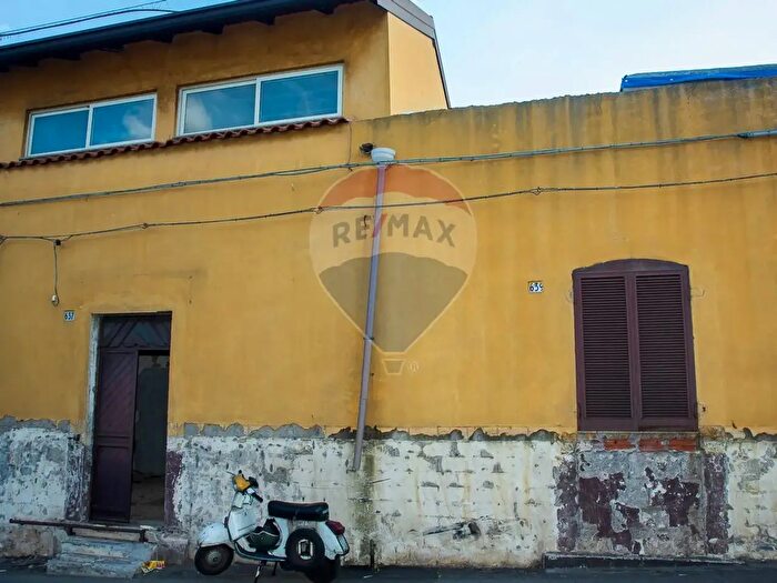 Casa con 5 locali in vendita in Via Palermo, Catania