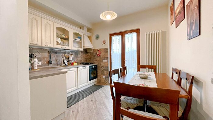 Casa quadrilocale in vendita in Localita' Croce di Stazzana Colle, Castelnuovo Di Garfagnana