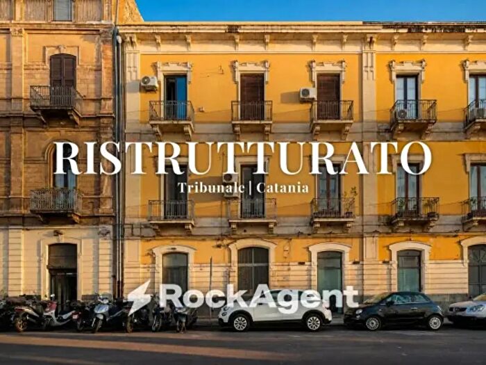 Appartamento bilocale in vendita in Via Vittorio Emanuele Orlando, Catania