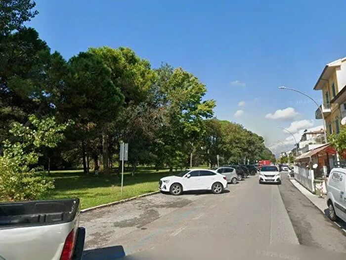 Appartamento quadrilocale in vendita in Viareggio
