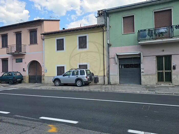 Casa trilocale in vendita in Via Tre Venezie, Terni