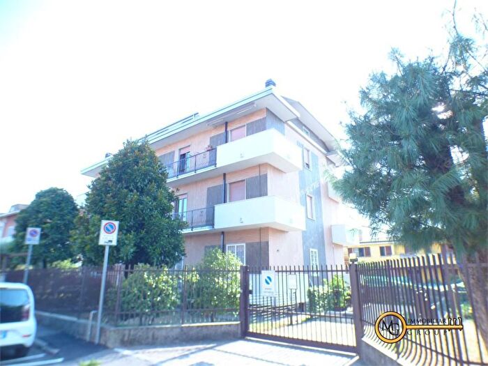 Appartamento trilocale in affitto in via dei platani, Centro, Cassina de' Pecchi