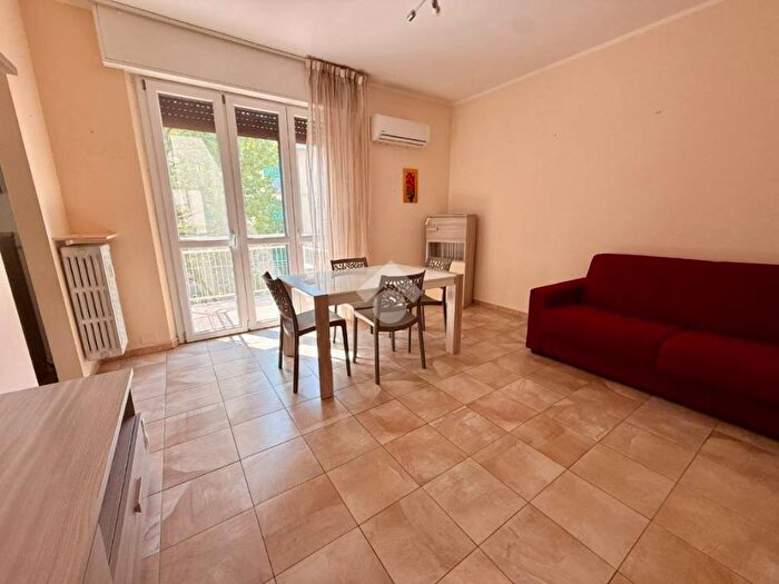Appartamento trilocale in affitto in Via Leonardo Da Vinci, Abbiategrasso