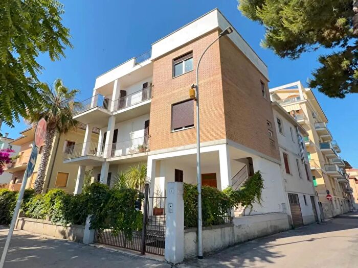 Appartamento bilocale in vendita in Viale G Marconi, San Benedetto Del Tronto