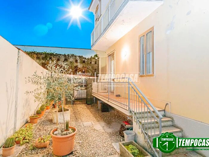 Appartamento trilocale in vendita in Via Cesare Battisti, Carpaneto Piacentino