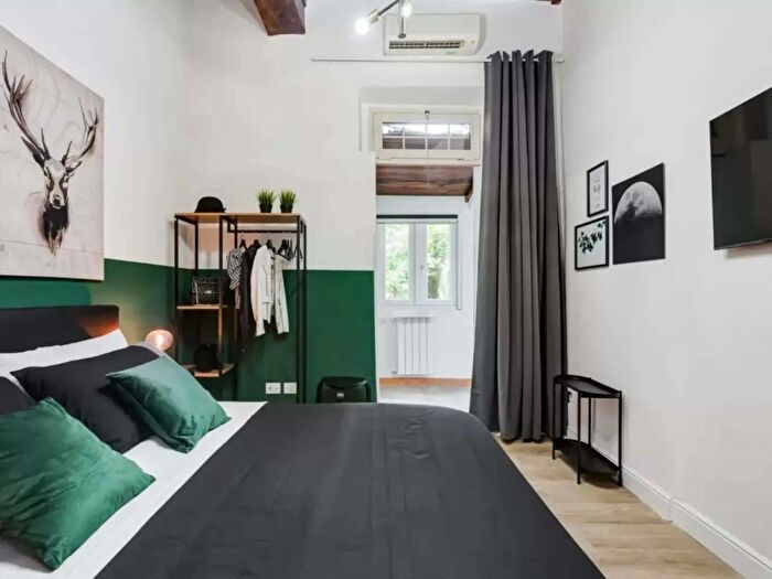 Appartamento in affitto in Via della Purificazione, Roma