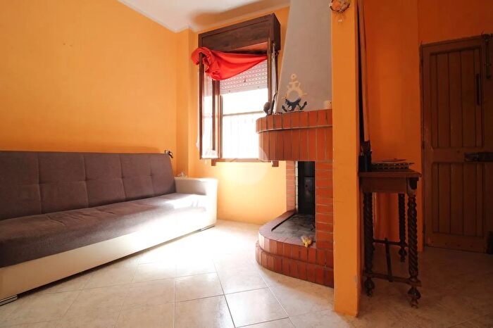 Casa con 6 locali in vendita in Via Roccheddas, Sinnai