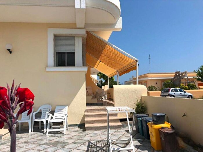 Appartamento trilocale in affitto in Via Pietro Mascagni, Torre Vado, Morciano di Leuca