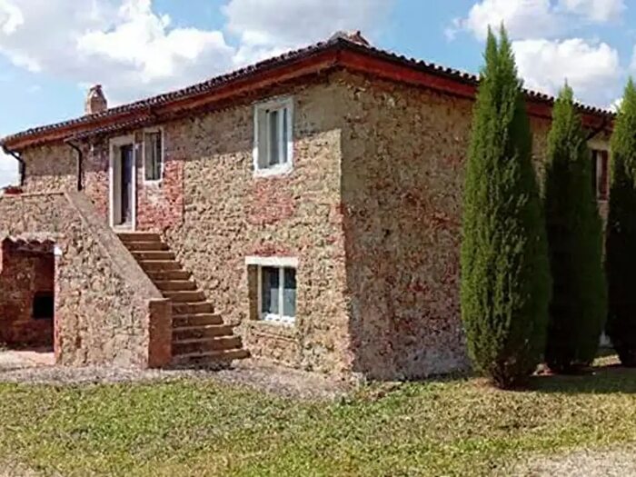 Casa con 6 locali in vendita in Località Pischiello, Passignano Sul Trasimeno