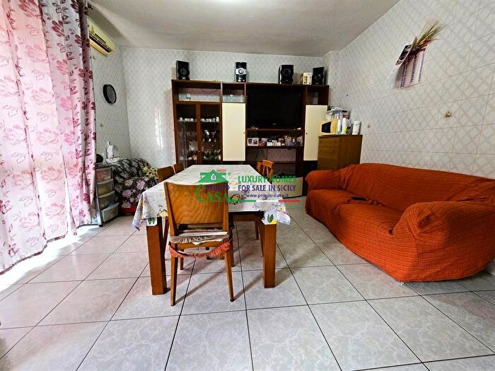 Appartamento in vendita in Gela