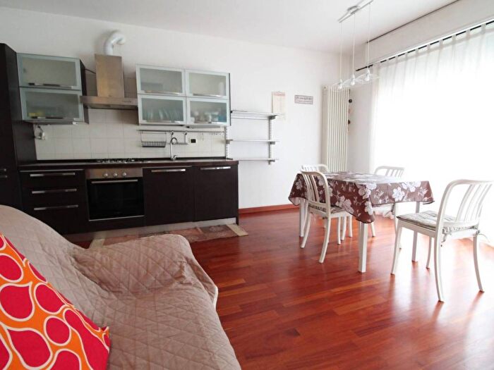 Appartamento bilocale in affitto in Via Lecce, Corso San Gottardo, Milano