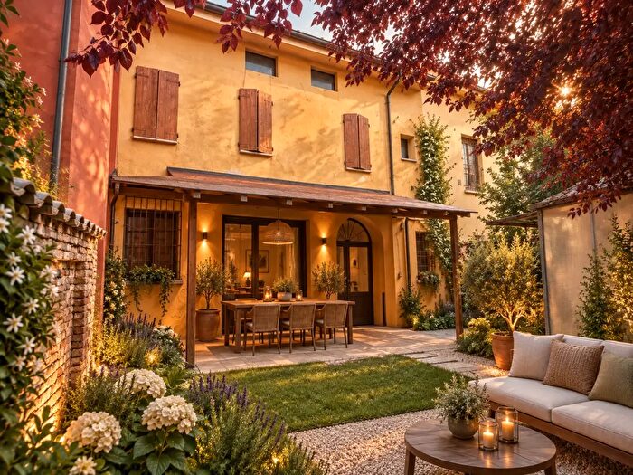 Casa con 7 locali in vendita in Via Luigi Galuppi, Pieve Di Cento