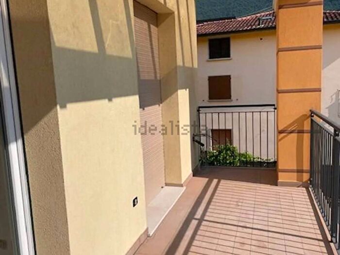 Appartamento bilocale in affitto in Via Sacco E Vanzetti, Centro, Trescore Balneario