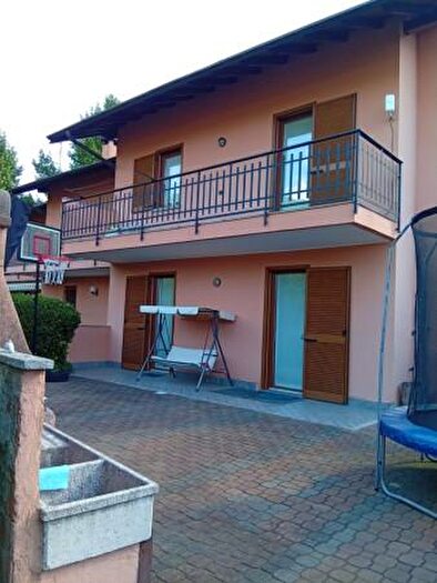 Casa quadrilocale in vendita in Via Francesco Beldì, Omegna