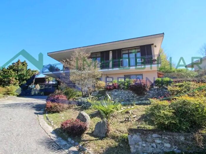 Casa quadrilocale in vendita in Via Giacomo Puccini, Golasecca