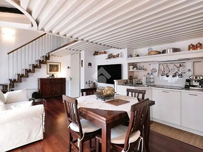 Appartamento bilocale in vendita in Via Pignolo, Bergamo