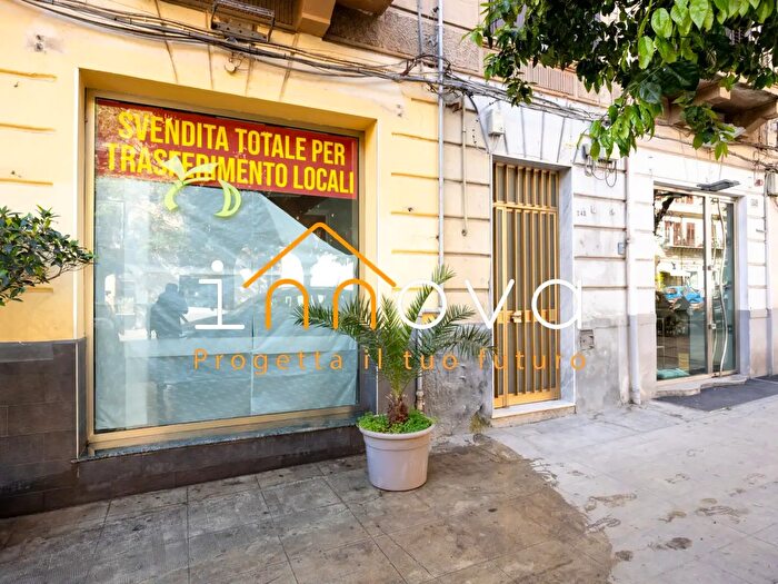 Appartamento trilocale in vendita in Corso Calatafimi, Palermo