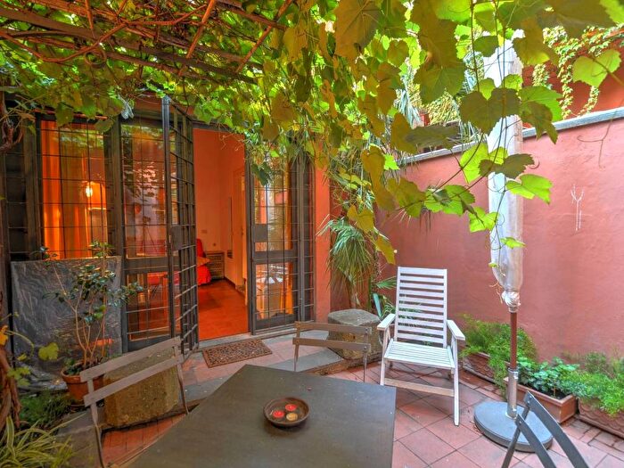 Appartamento trilocale in affitto in Via Titta Scarpetta, Trastevere, Roma