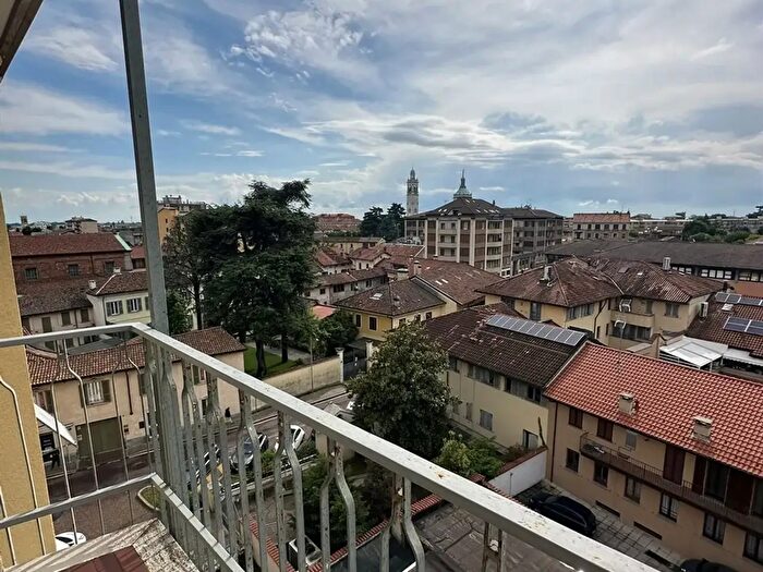 Appartamento bilocale in affitto in Via Pusterla, Magenta