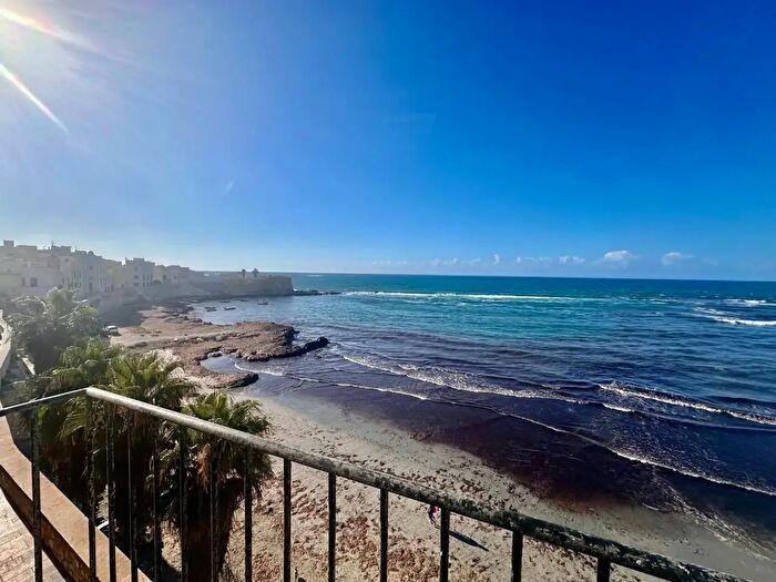 Appartamento quadrilocale in vendita in Via Libertà, Trapani