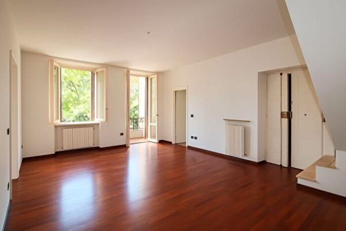 Appartamento con 6 locali in vendita in Viale della Vittoria, Jesi