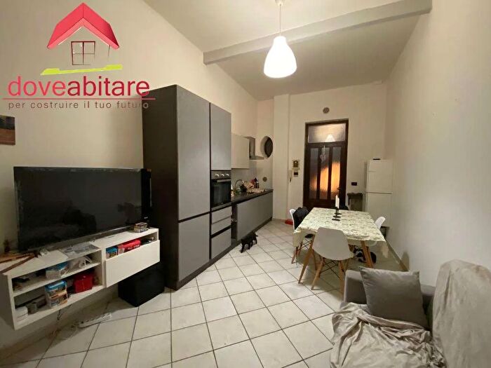 Appartamento trilocale in vendita in Piazza Cavour, Pinerolo