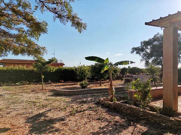 Casa trilocale in affitto in Contrada Finocchio, Menfi