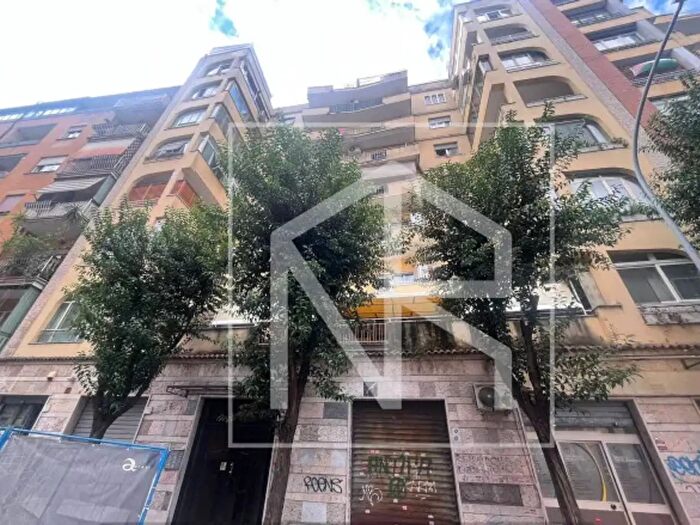 Appartamento trilocale in vendita in Via Giovanni Maggi, Roma