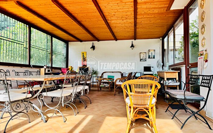 Casa con 5 locali in vendita in Via Luigi Pastore, Aversa