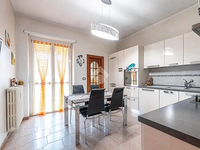 Appartamento trilocale in vendita in Via Giuseppe Verdi, Collegno