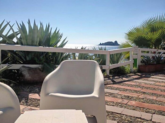 Appartamento bilocale in affitto in Via Livorno, Aci Trezza, Aci Castello