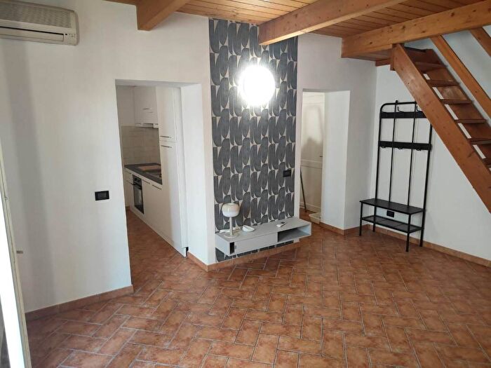 Appartamento bilocale in affitto in Corso Amedeo, Attias Marconi, Livorno