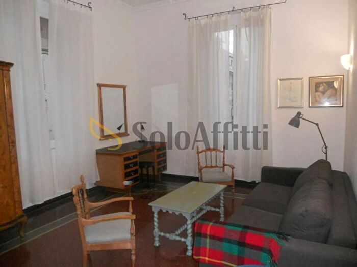 Appartamento con 5 locali in affitto in Neighbourhood Quadrilatero, Quadrilatero, Genova