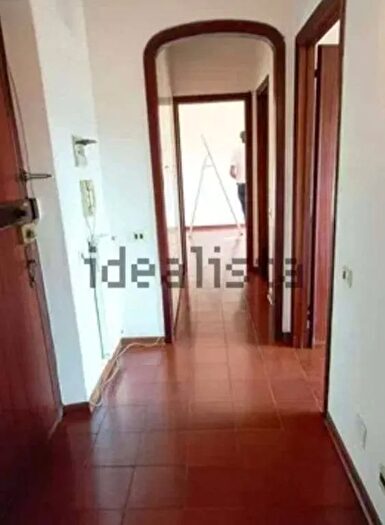 Appartamento trilocale in vendita in Castelnuovo Magra