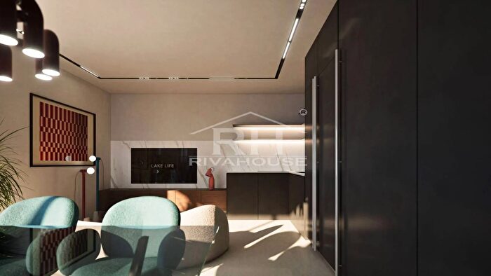 Appartamento trilocale in vendita in Riva Del Garda