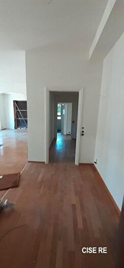 Appartamento quadrilocale in affitto in Via San Damiano, Milano