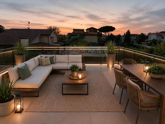 Casa con 9 locali in vendita in Via dellAcqua, Forte Dei Marmi