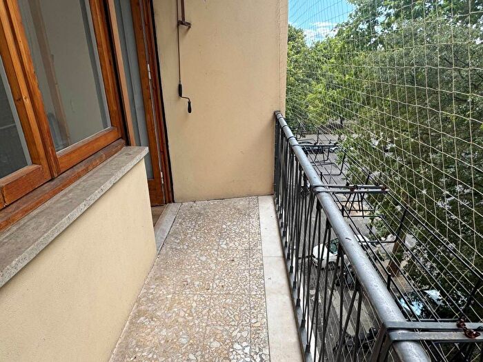 Appartamento trilocale in affitto in Viale Calatafimi, Campo di Marte, Firenze