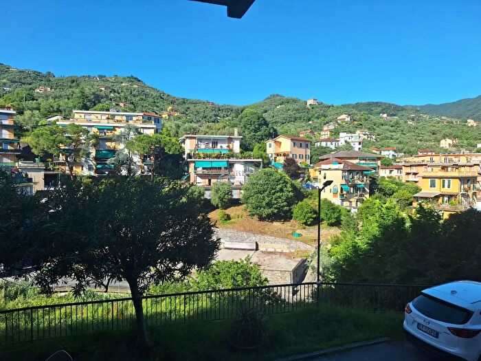 Appartamento trilocale in vendita in Rapallo
