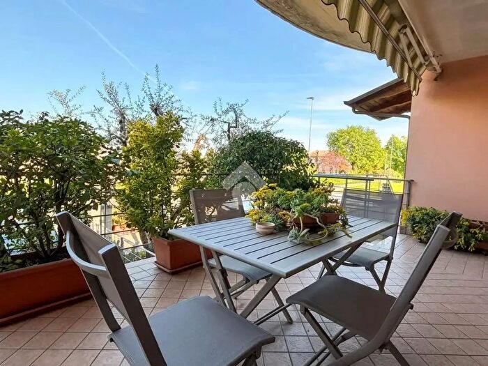 Casa quadrilocale in vendita in Via Trentola, Forli'