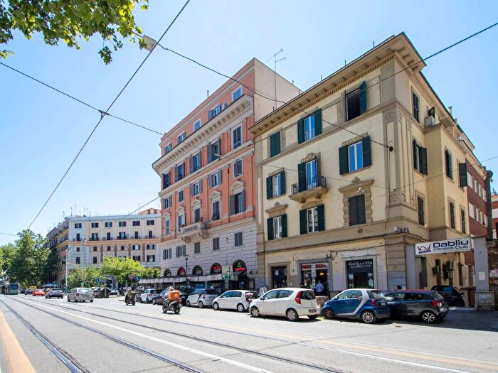 Appartamento bilocale in affitto in Piazza Regina Margherita, Salario Porta Pia, Roma