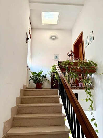 Appartamento trilocale in vendita in Fiesole