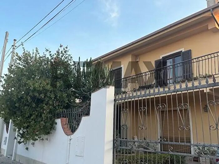 Appartamento trilocale in affitto in Via Comitini, Siracusa