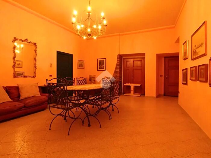 Appartamento quadrilocale in vendita in Via Getulio, Teramo