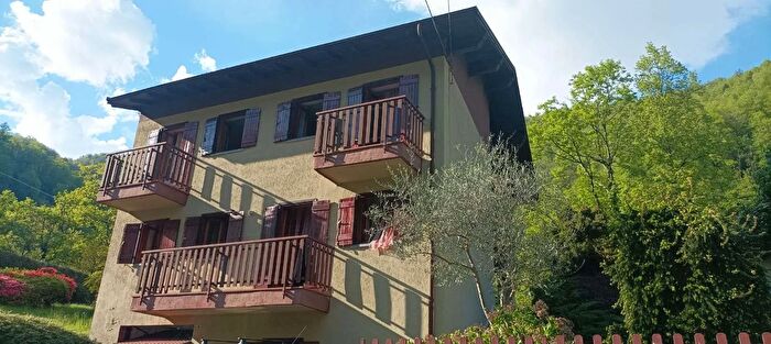 Casa con 5 locali in vendita in Campeglio, Bognanco