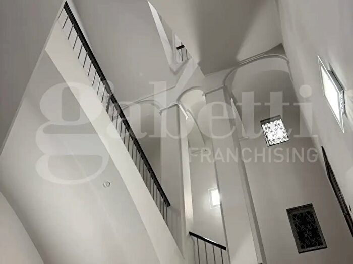 Appartamento bilocale in vendita in Via Santa Chiara, Torino