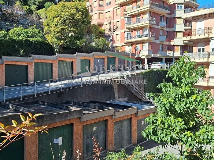 Appartamento bilocale in vendita in Via Betti, Rapallo